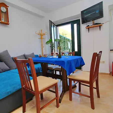 Apartament Mambo , Mljet - Duplex With Terrace And Sea View *